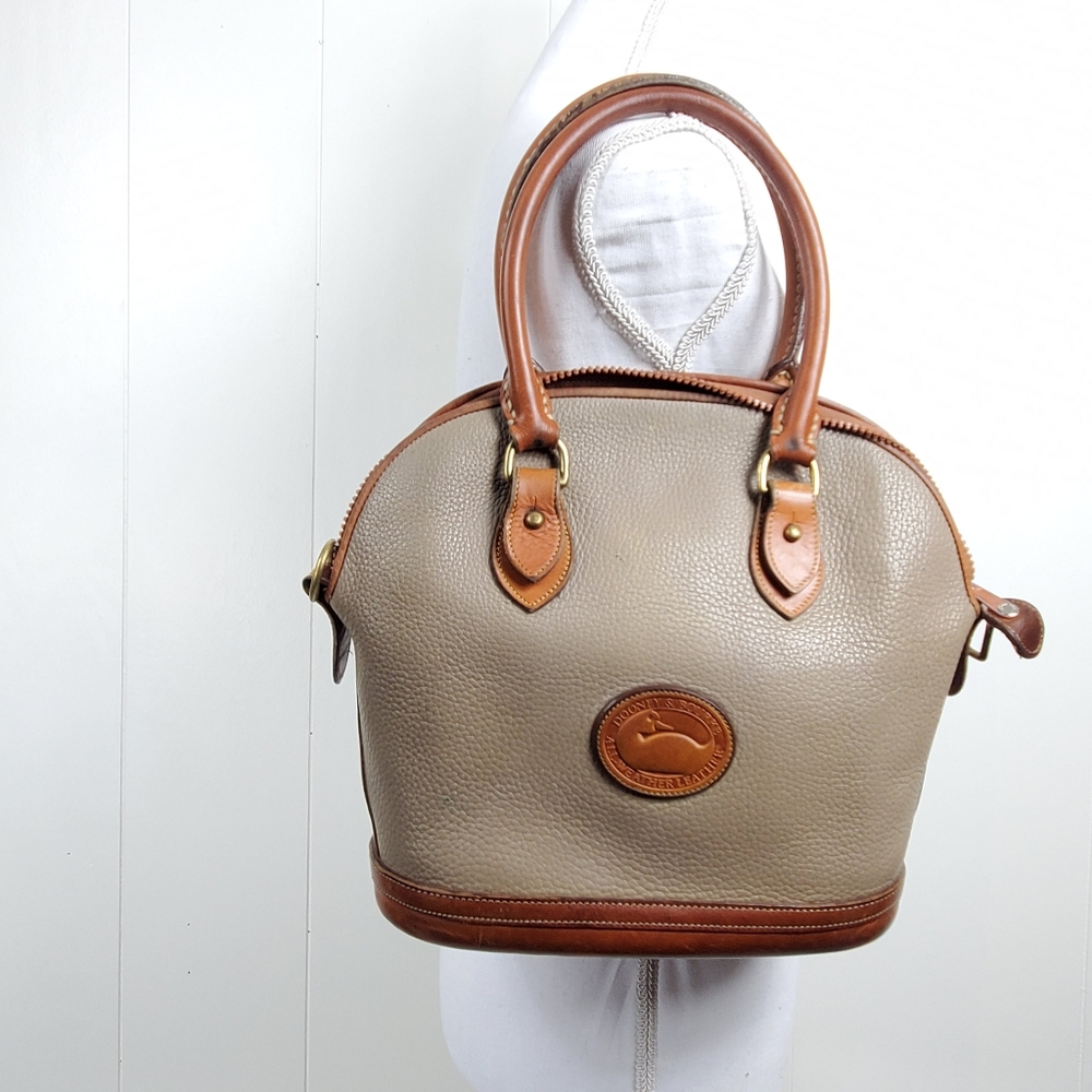 Vintage Dooney & Bourke all weather's Norfolk purse